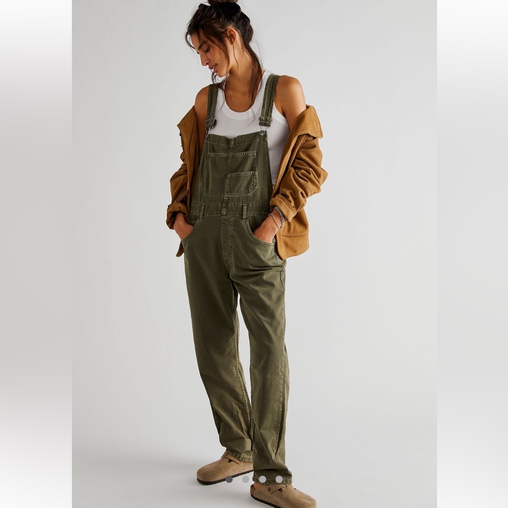FREE PEOPLE // Ziggy Denim Overalls // Army Green // XS